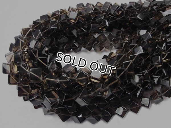 Photo2: 스모키쿼츠 4각체, 12*12*12mm  3a품질,1줄 사이즈38cm/- 5줄 구매 시 30% 할인 (2)