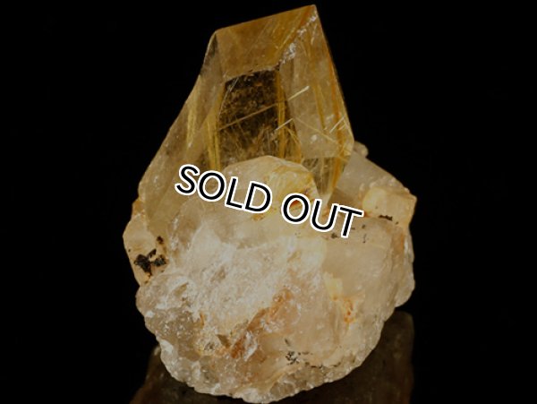 루틸쿼츠광물질,