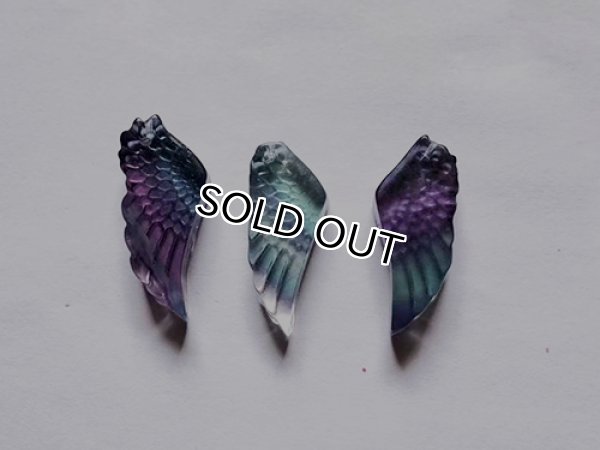 Photo3: 플로라이트 천사날개  펜던트 목걸이용 조각 펜던트  10알 구매시 20% OFF : 사이즈 30mm x 너비:12mm x 두께:7mm (3)