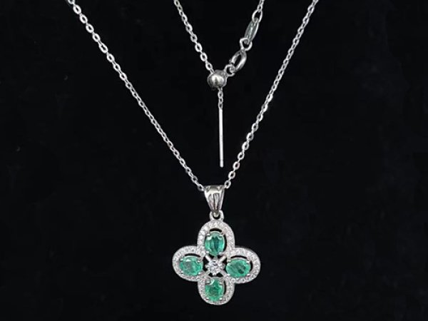 에메랄드 목걸이,