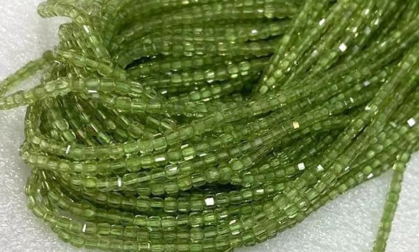 이쁜 페리도트,